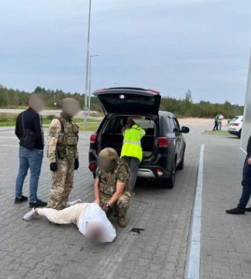 В Житомирской области разоблачены два злоумышленника, которые требовали у судьи 15 тысяч долларов несуществующего долга