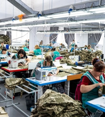 Українські виробники одягу виступають за обмеження секонд-хенду