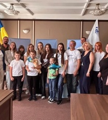 &quot;Українські вертольоти&quot; допомагають дітям загиблих Героїв