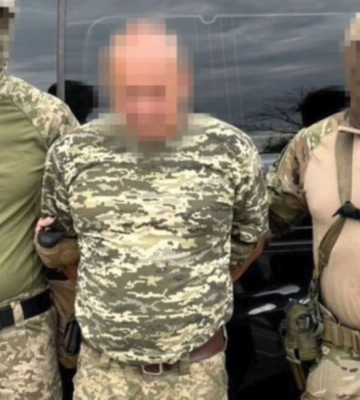 У Харкові затримали військового, який наводив ракети на свою бригаду і планував втечу до Росії