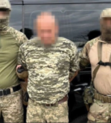 СБУ затримала у Харкові зрадника, який наводив російські ракети на свою бригаду ЗСУ та готувався втекти до рф