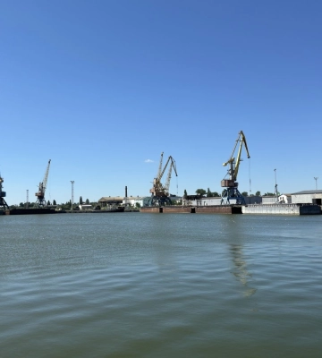 Поліцейські Білгород-Дністровського району розшукують родичів літньої жінки