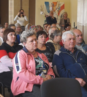 Світлана Онищук поспілкувалася з внутрішньо переміщеними у Городенківській громаді (відео)