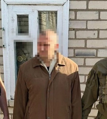 Правоохоронці затримали херсонця за допомогу росіянам катувати українців