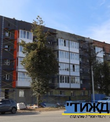 Віце прем`єр-міністр Кулеба проінспектував у Тростянці темпи відбудови постраждалої від війни громади
