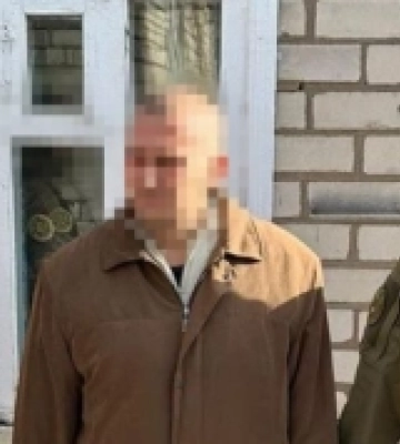 Правоохоронці затримали колаборанта ,який під час окупації Херсона допомагав росіянам катувати українських патріотів