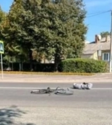 На Волині авто збило велосипедиста