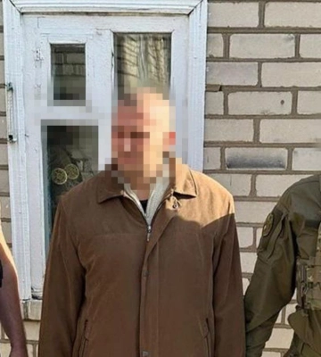Правоохоронці затримали херсонця за допомогу росіянам катувати українців