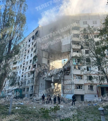 Росія вдарила по чотирьох районах Харкова, є влучання у багатоповерхівки