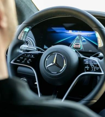 Mercedes підвищив швидкість автопілоту до 95 км/год
