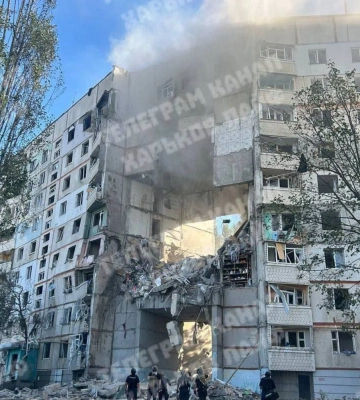 Оккупанты ударили по Харькову авиабомбами, есть попадания в многоэтажки