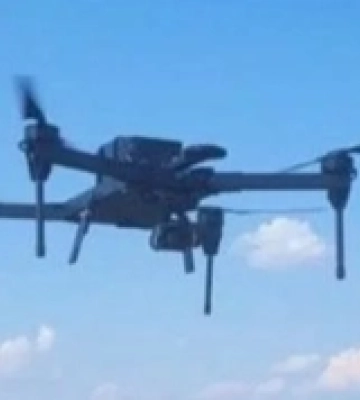 На Миколаївщині росіяни атакували FPV-дроном легковий автомобіль, двоє поранених