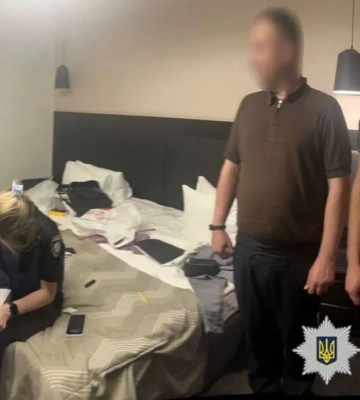 Чоловік влаштував стрілянину з балкона в комплексі відпочинку на Київщині