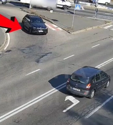 В Киеве наказали водителя Mercedes-Benz, который не предоставил преимущество в движении полицейским — видео