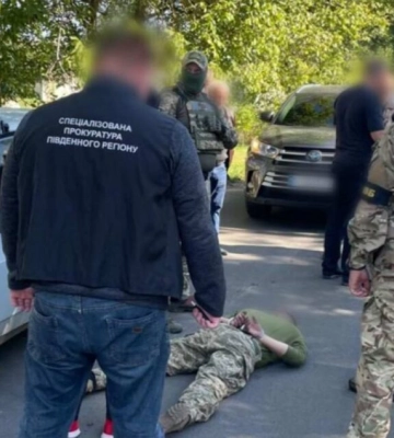 На Одещині інспектора прикордонної служби підозрюють в організації переправлення військовозобов’язаних через кордон