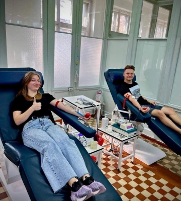 Критична потреба у другій і третій групах: Жителів Рівненщини просять здавати кров