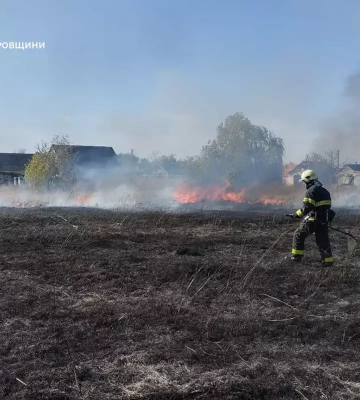 У Дніпрі під час ліквідації пожежі в багатоповерхівці врятували 4 людей
