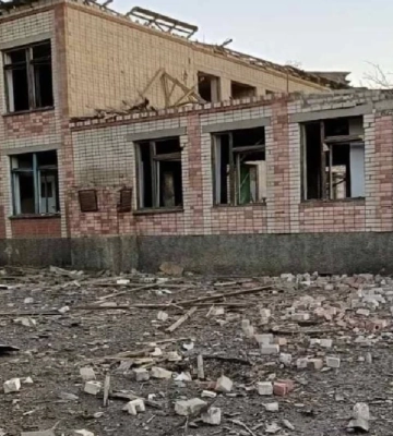 Російські військові скинули дві КАБ на школу на Херсонщині