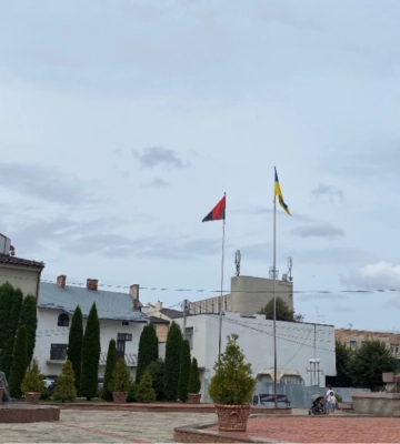 Пам’ятнику Тарасу Шевченку у Надвірній виповнилось 30 років: історія та ретро-фото