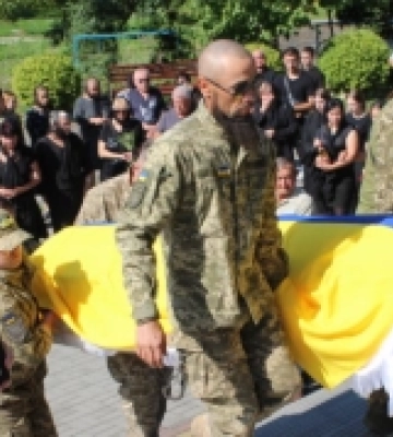 В Іршаві зустріли тіло загиблого Євгена Мошколи