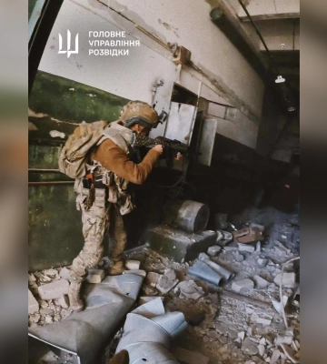 На агрегатному заводі у Вовчанську під час зачистки близько 20 окупантів потрапили в полон