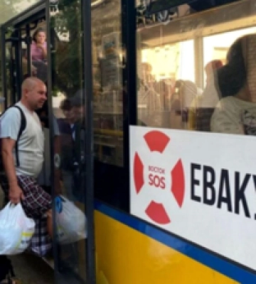 З низки населених пунктів Харківщини та Донеччини оголошено примусову евакуацію родин з дітьми