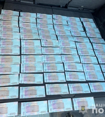 Волинські поліцейські викрили зловмисників, які продавали вогнепальну зброю на території держави
