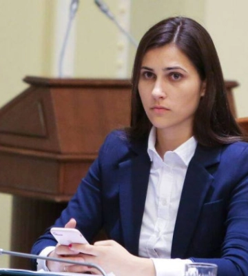 Працівникам бюджетних сфер не варто очікувати на підвищення заробітної плати у 2025 році, — депутатка Галина Янченко Працівникам бюджетних сфер не варто очікувати на підвищення заробітної плати у 2025 році, — депутатка Галина Янченко