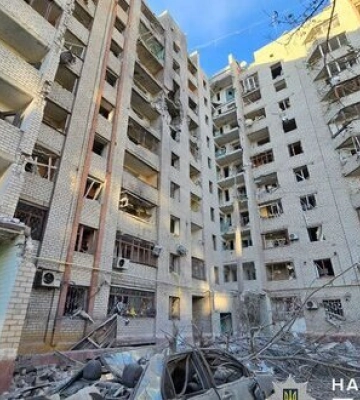 Щонайменше 1 людина загинула і 15 поранені внаслідок атаки росіян на Краматорськ. ВІДЕО+ФОТОрепортаж