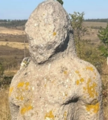 До Дніпровського національного історичного музею евакуювали кам'яну скульптуру ХІІ століття