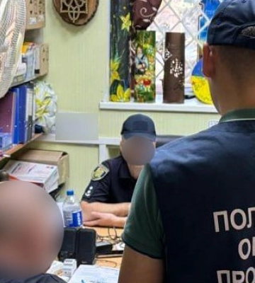 У Полтаві підозрюють благодійника, який продавав військові автомобілі