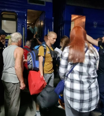 У Чернівці прибув евакуаційний потяг з Донеччини, — ОВА