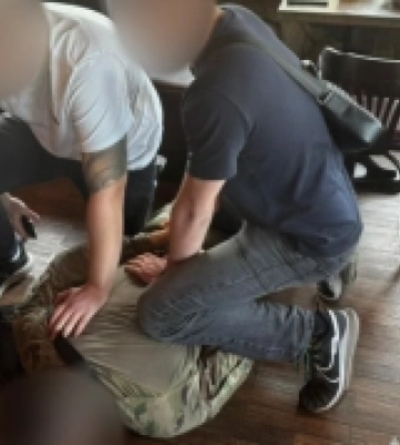Членство в структурі для уникнення мобілізації: в Одесі затримали на хабарі представника громадського формування