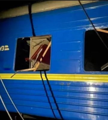 Армія рф атакувала дронами залізничний вокзал на Сумщині, 3 поранених