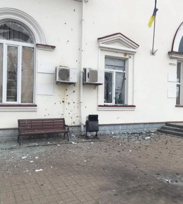 Внаслідок атаки на вокзал на Сумщині поранено трьох залізничників