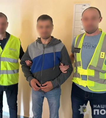 У Сумах затримали чоловіка, який обікрав квартиру знайомої