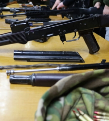 В одній зі шкіл Львова травмувався інструктор під час навчання з вогневої підготовки