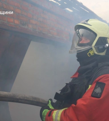 РФ вдарила по житловому сектору у Харкові: є постраждалі