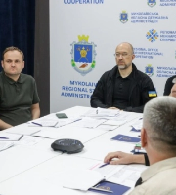 Шмигаль на виїзному засіданні уряду: Миколаївській ОВА передали 100% побудованих фортифікацій