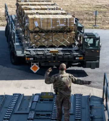 Оборонна допомога від США на $7,9 млрд, обстріл Харкова КАБами. Головне за 26 вересня
