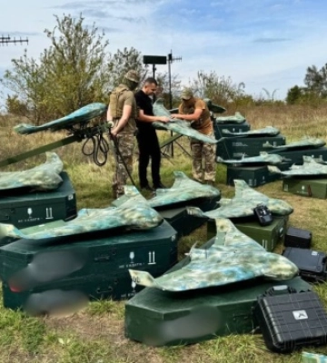 Хмельницький передав військовим два комплекси безпілотників за ₴4,5 мільйона