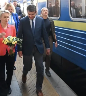 Глава Еврокомиссии приехала в Украину