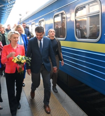 Президент Еврокомиссии Урсула фон дер Ляен приехала в Киев