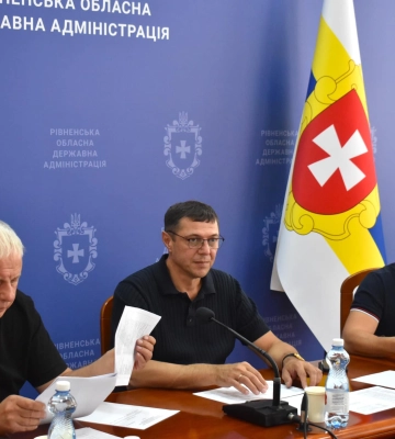 Шість освітян на Рівненщині отримають до свята по 42 тисячі гривень