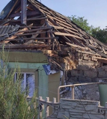 Рашисти вкрили артилерією Томину Балку на Херсонщині: загинула жінка. ФОТОрепортаж