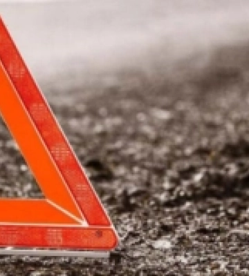 В аварії біля Рівного травмувалися водій та пасажирка легковика