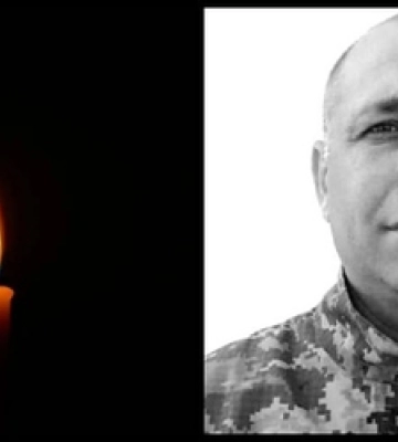 У Луцьку відспівають загиблого під Торецьком офіцера Андрія Сингаївського