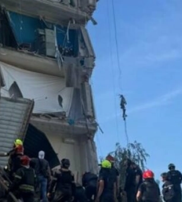 Обласна прокуратура оприлюднила перші світлини з місця «прильоту» у Кривому Розі