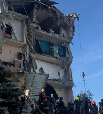 У Кривому Розі під завалами управління поліції знайшли загиблу