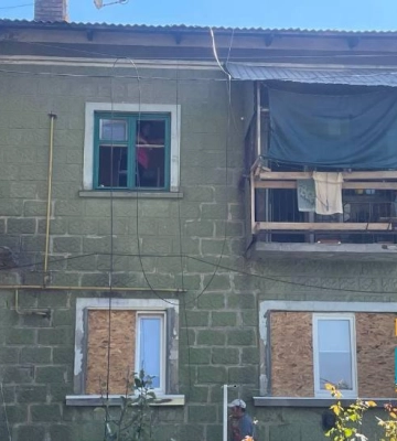 В Ізмаїльській міськраді розповіли про наслідки дронової атаки, процес ліквідації та допомогу постраждалим